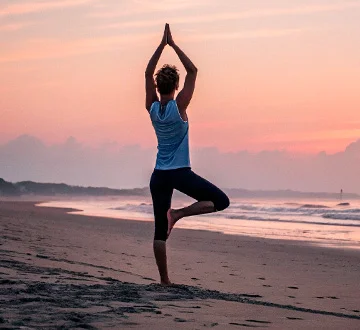 Девушка медитирует